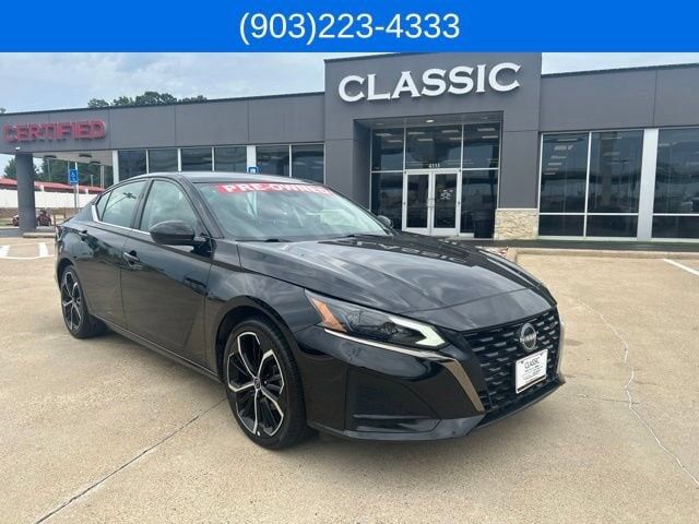 2024 NISSAN Altima