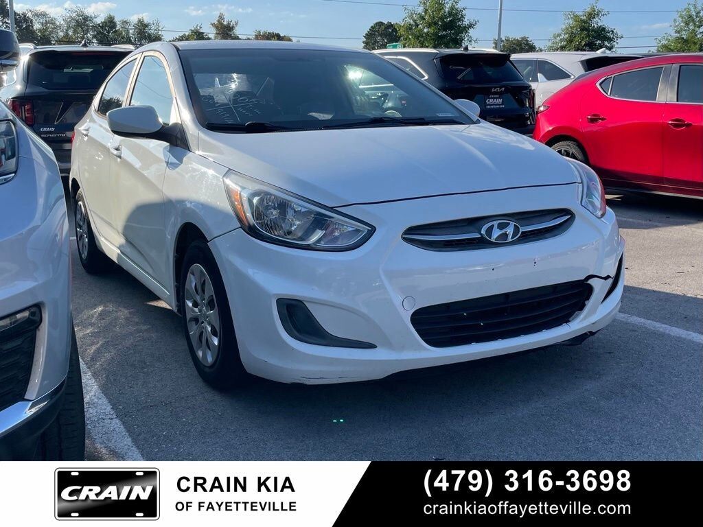 2016 HYUNDAI Accent