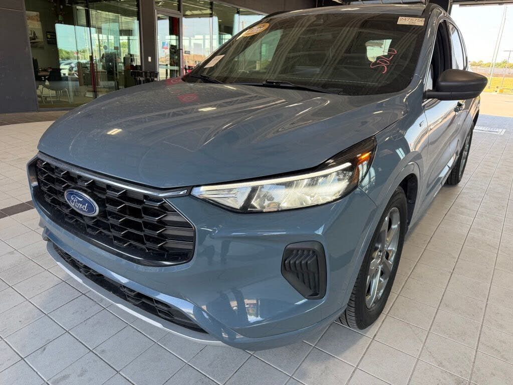 2023 FORD Escape