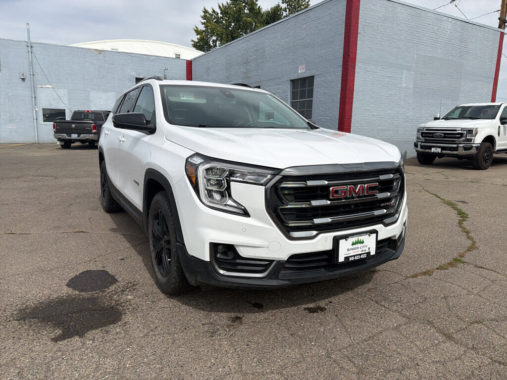 2024 GMC Terrain