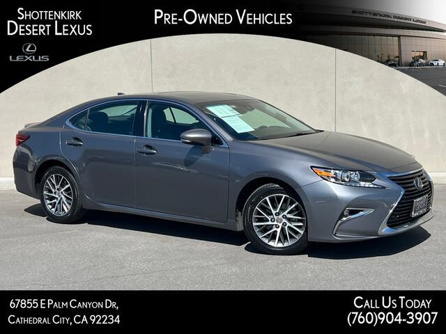 2017 LEXUS ES