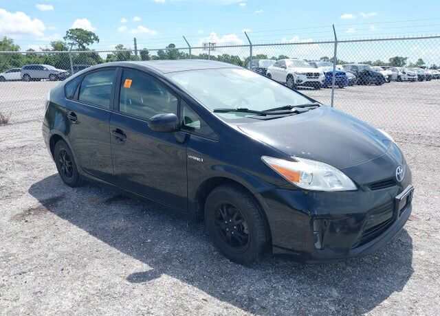 2015 TOYOTA PRIUS
