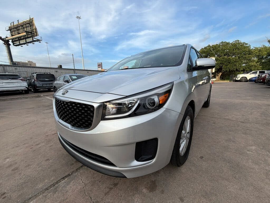 2017 KIA Sedona