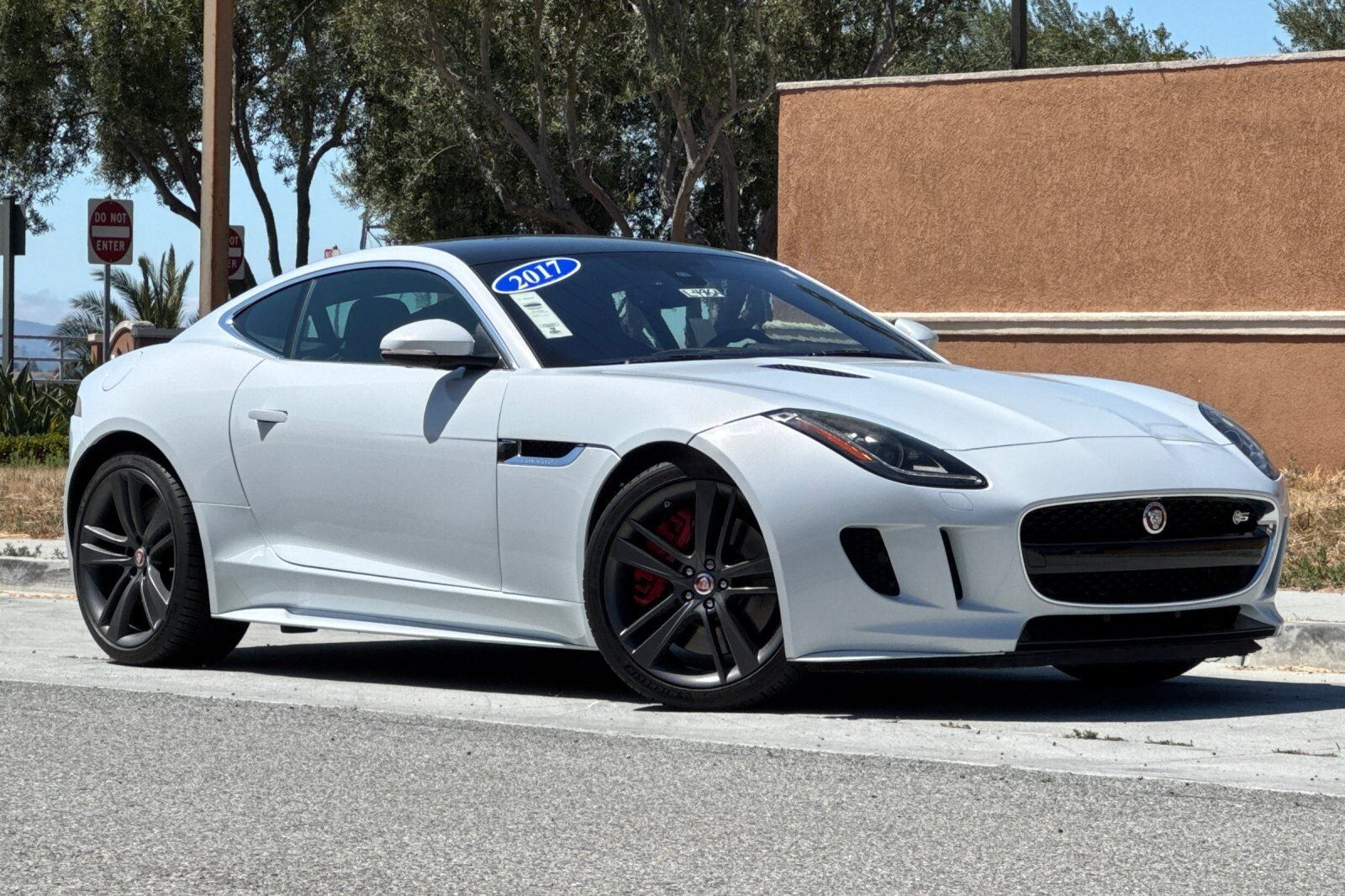 2017 JAGUAR F-Type