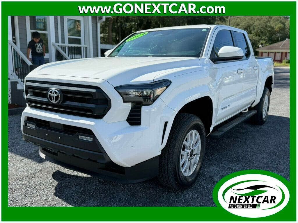 2024 TOYOTA Tacoma