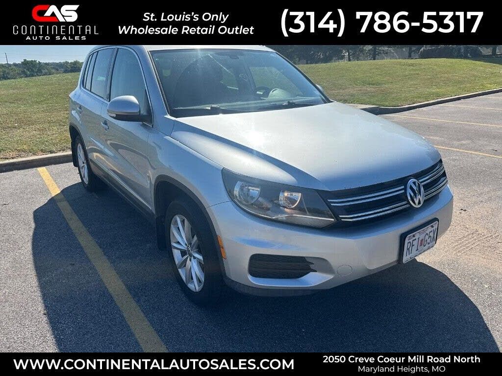 2017 VOLKSWAGEN Tiguan