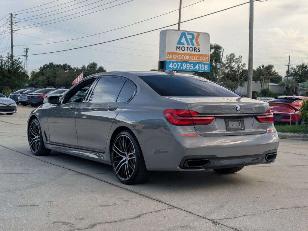 2019 BMW 750i / B7