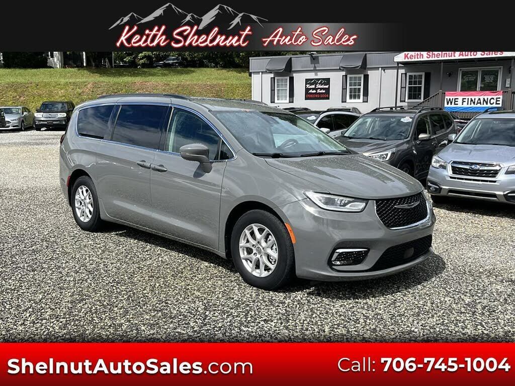 2022 CHRYSLER Pacifica