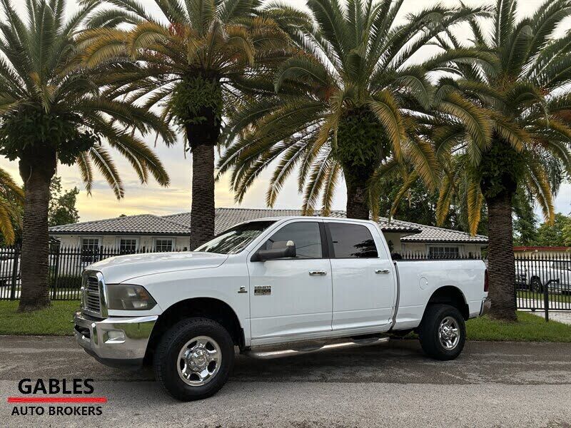 2011 DODGE Ram