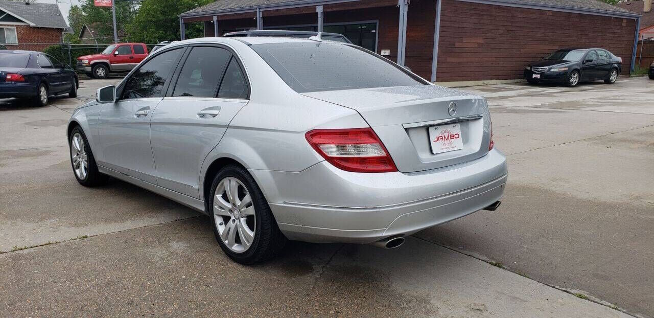 2011 MERCEDES-BENZ C-Class