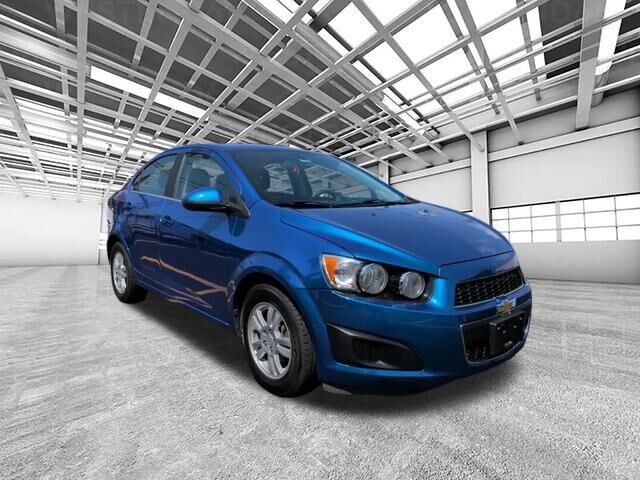 2016 CHEVROLET Sonic