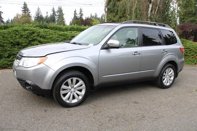 2011 SUBARU Forester
