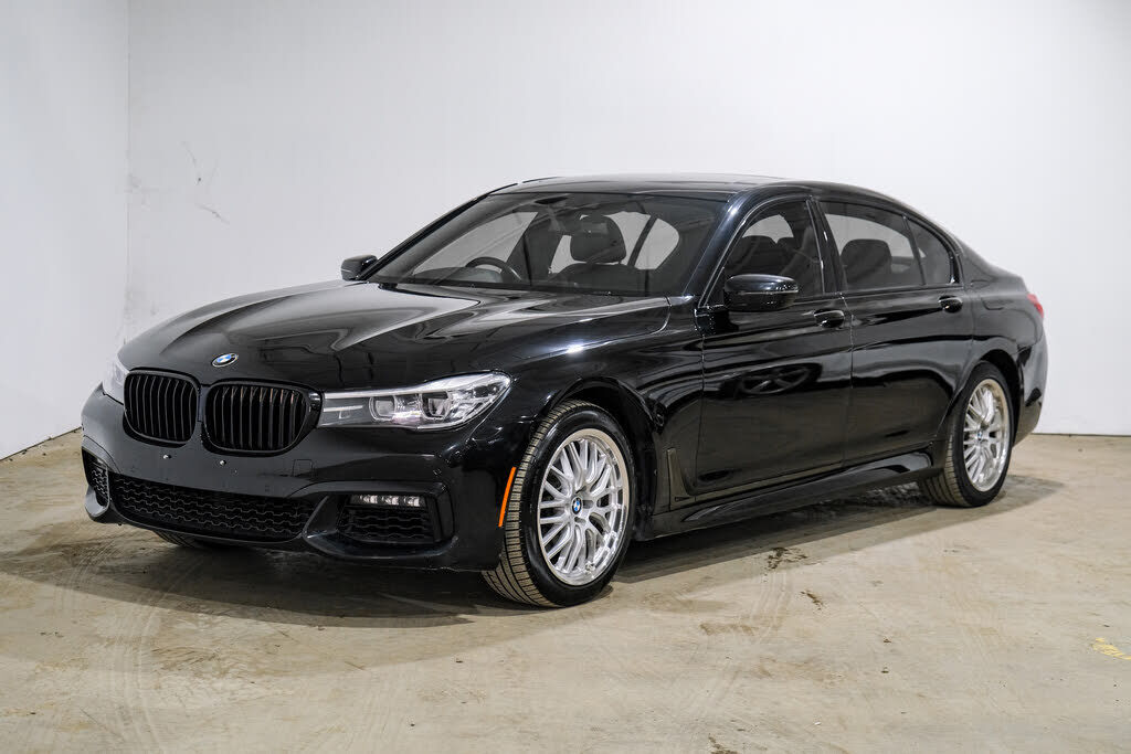 2019 BMW 740i