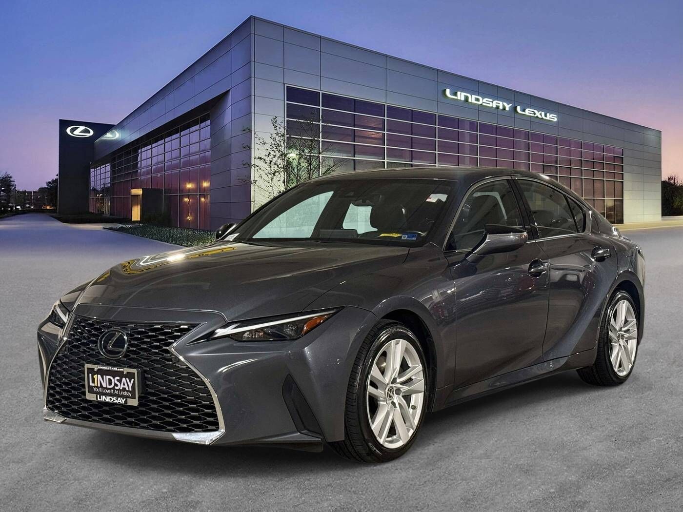 2021 LEXUS IS