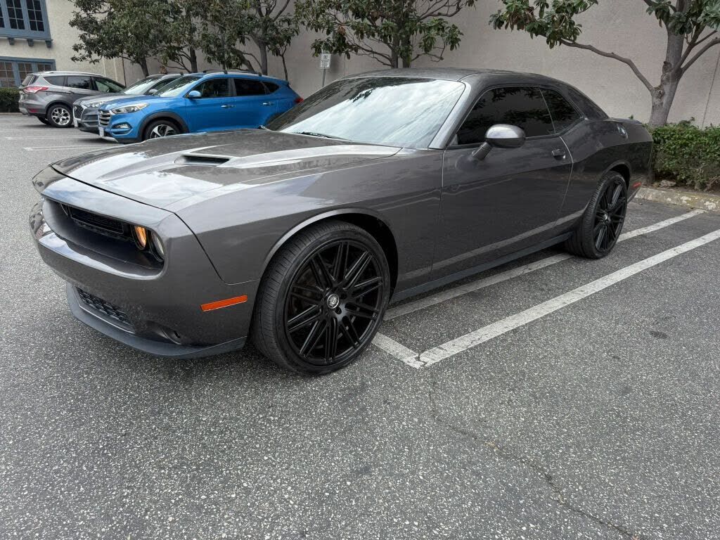 2016 DODGE Challenger