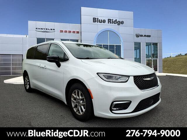 2024 CHRYSLER Pacifica
