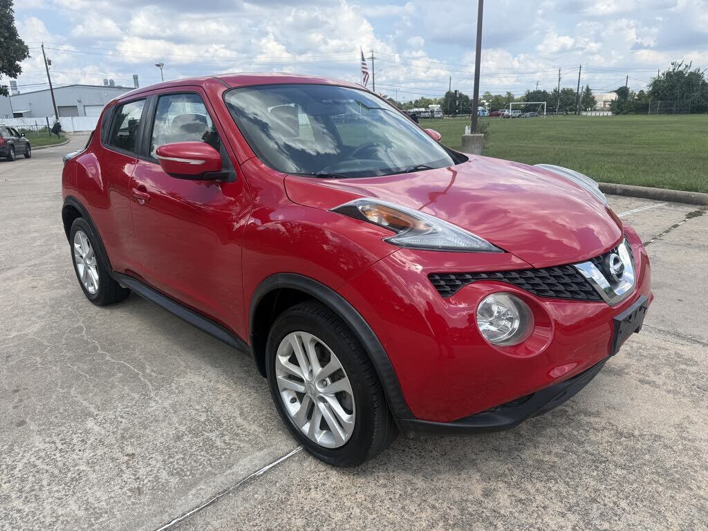 2017 NISSAN Juke