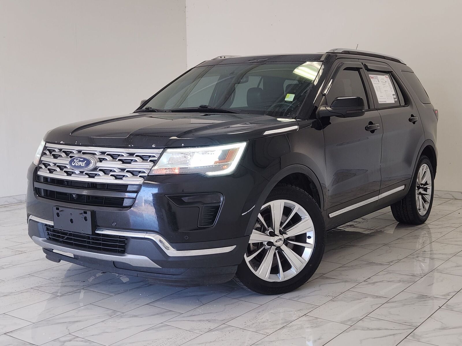 2019 FORD Explorer