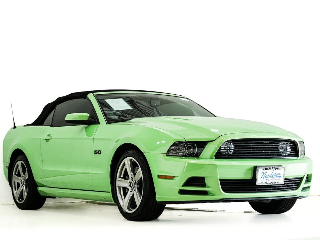 2013 FORD Mustang
