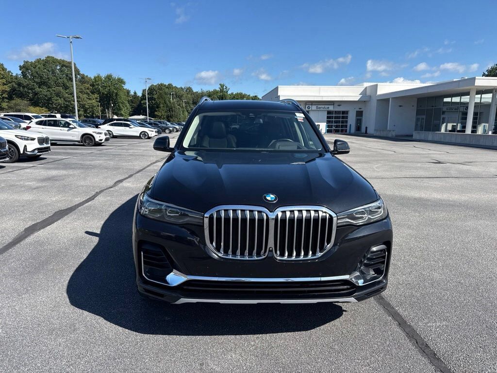2022 BMW X7