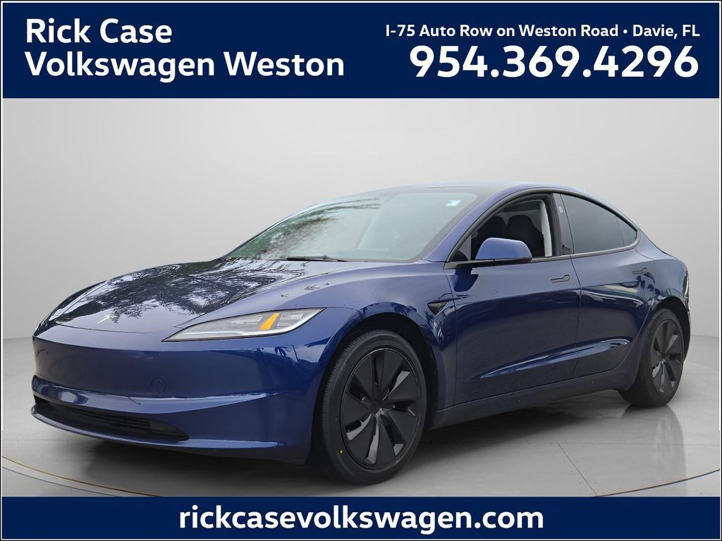 2025 TESLA Model 3