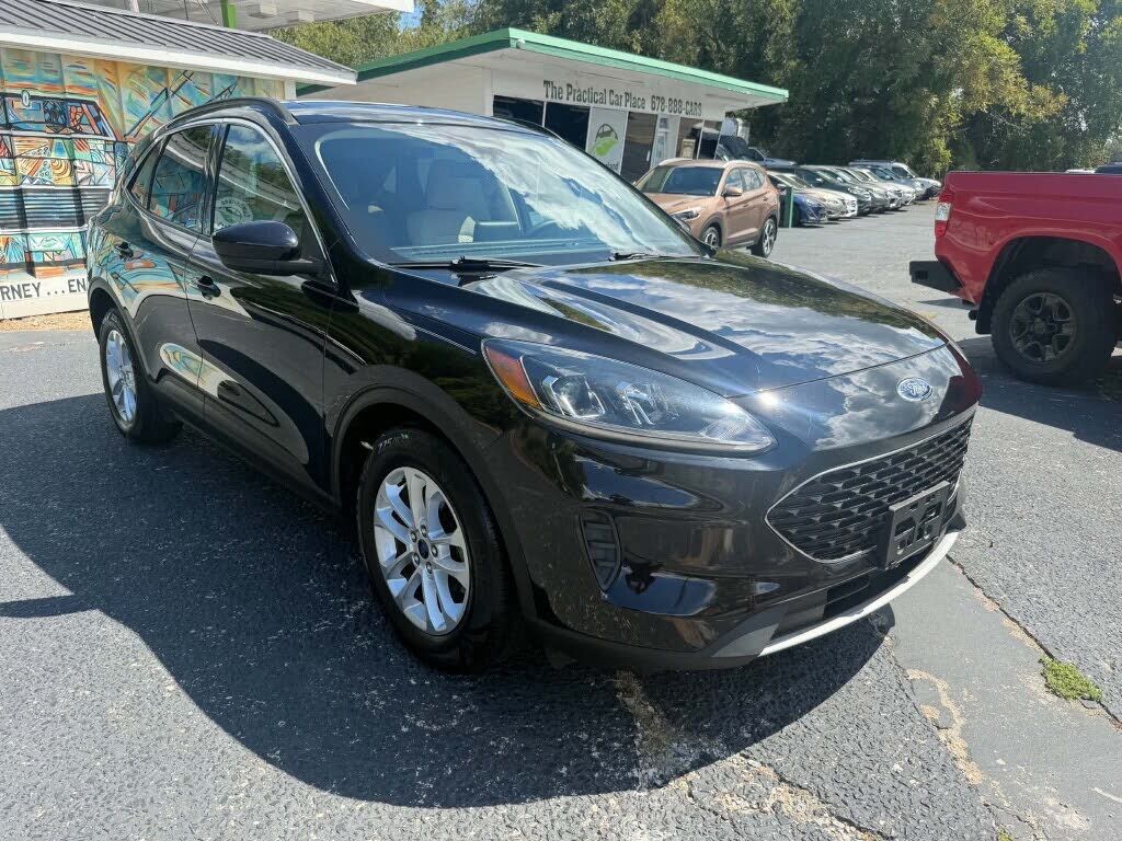 2020 FORD Escape