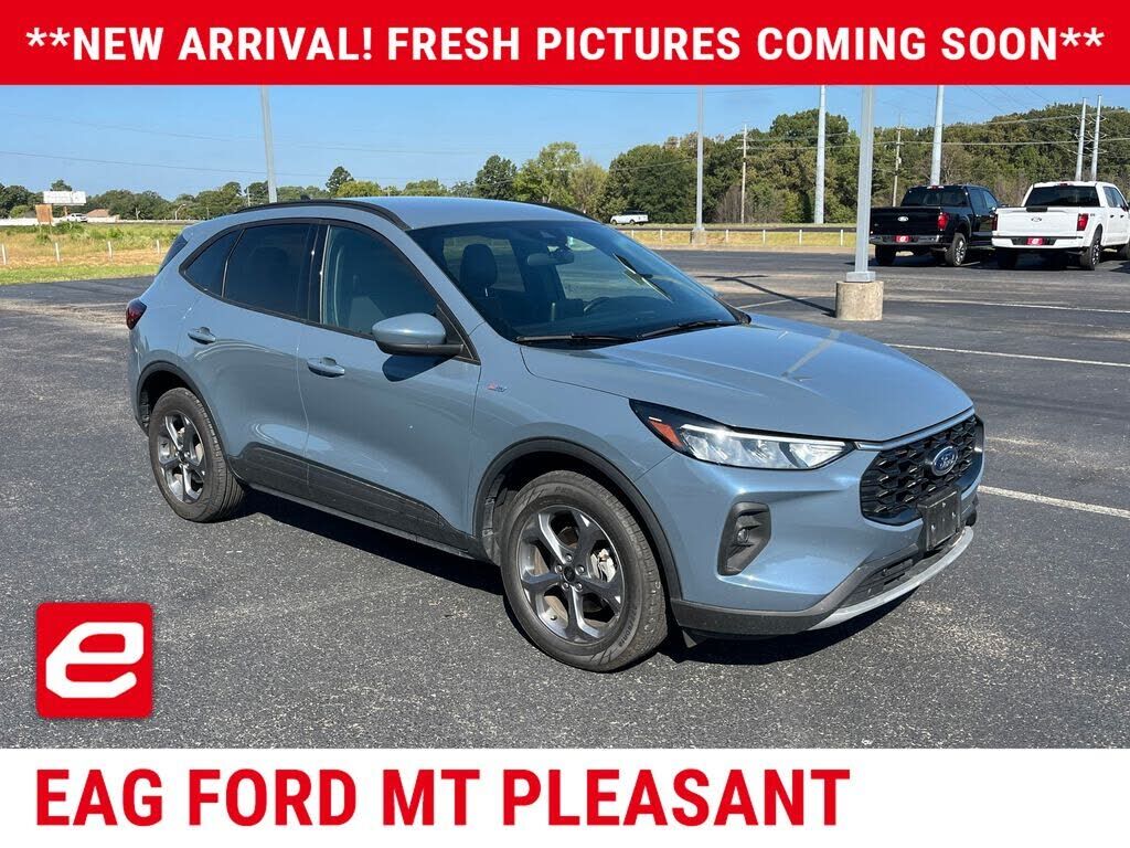 2025 FORD Escape