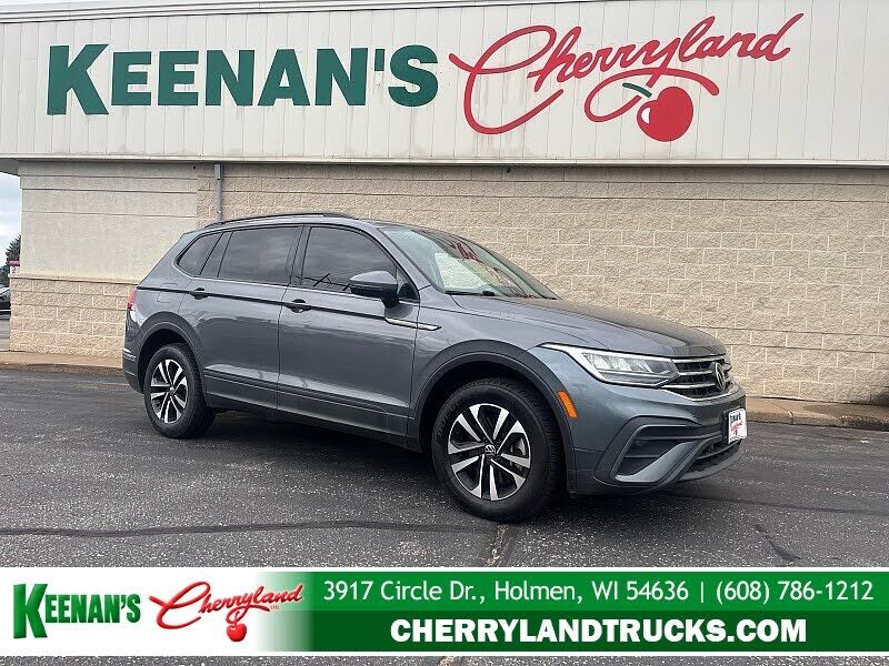 2022 VOLKSWAGEN Tiguan