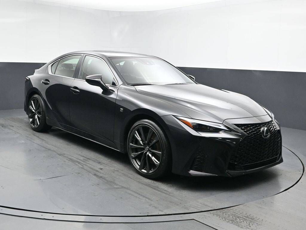 2025 Lexus IS
