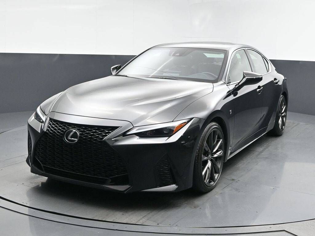 2025 LEXUS IS