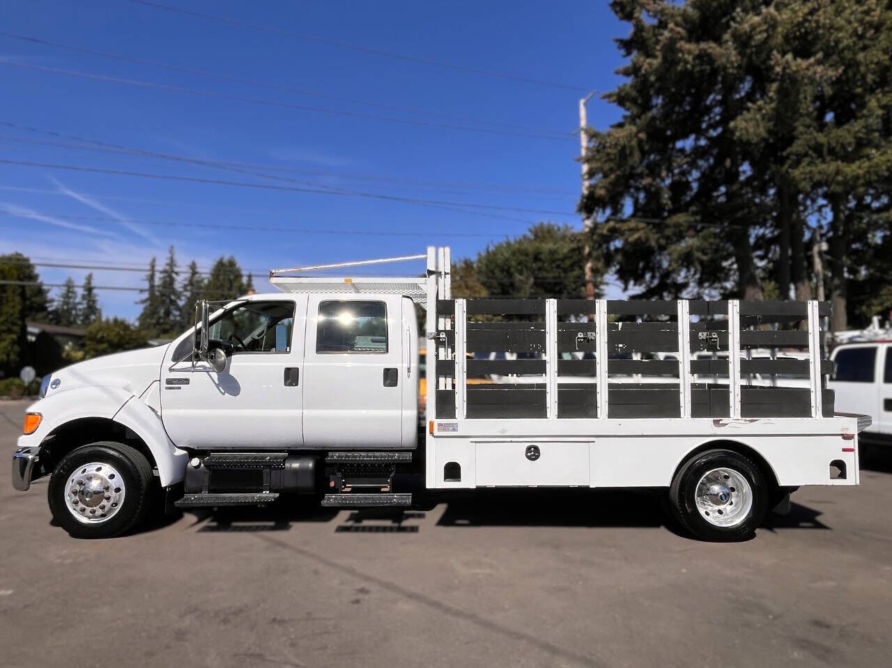 2010 FORD F-650