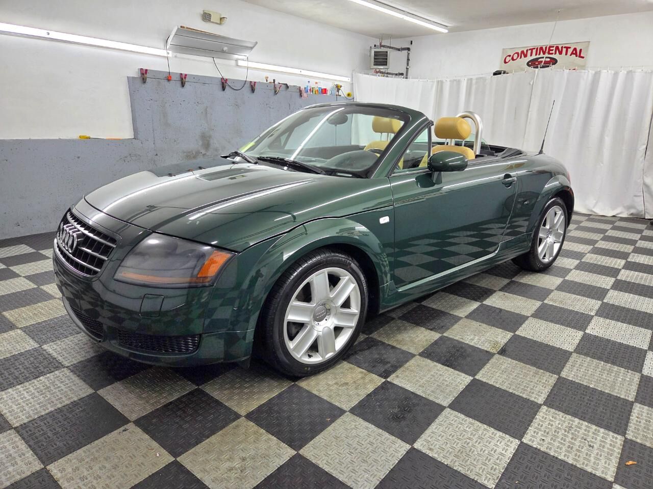 2003 Audi TT