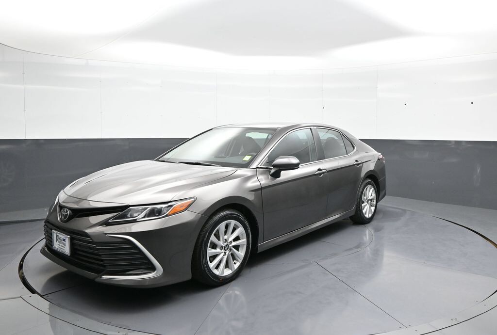 2021 TOYOTA Camry
