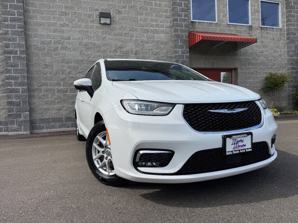 2023 CHRYSLER Pacifica