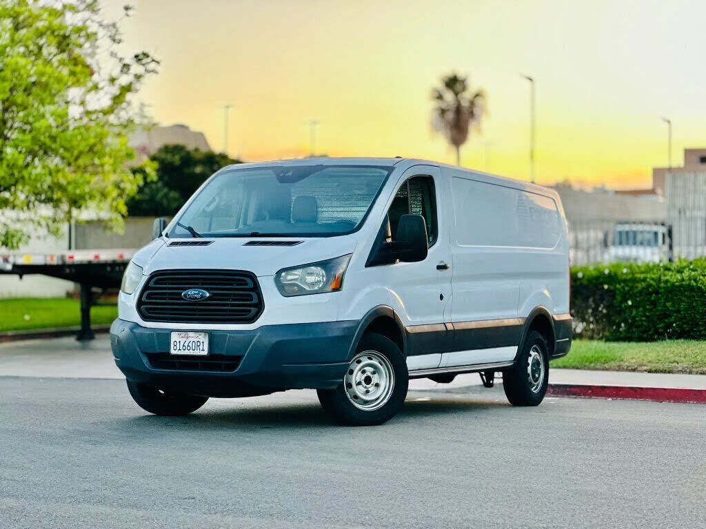2015 FORD Transit