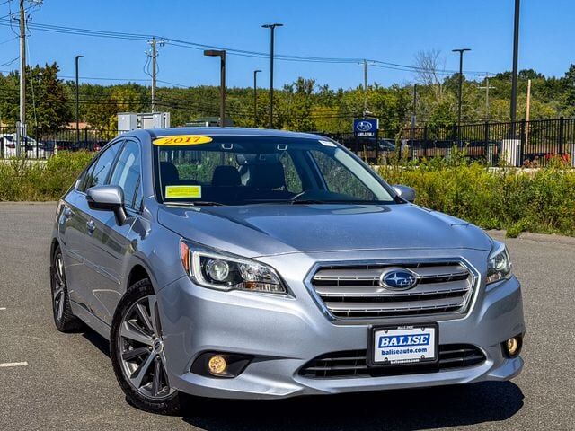 2017 SUBARU Legacy