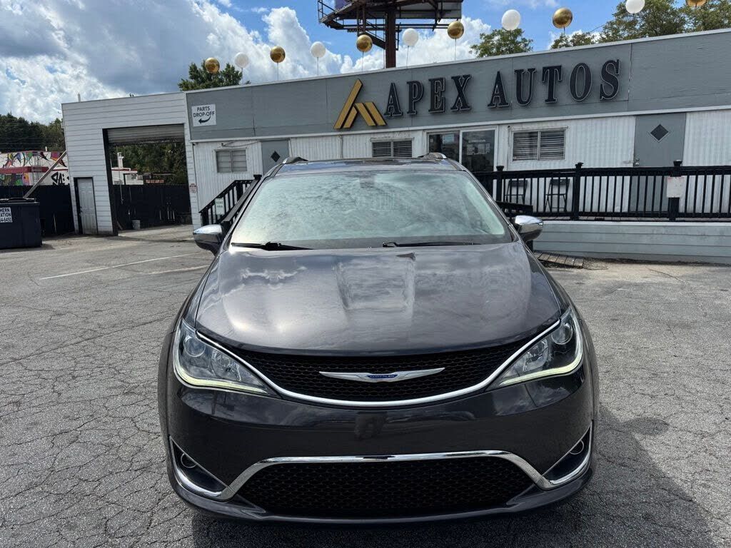 2019 CHRYSLER Pacifica
