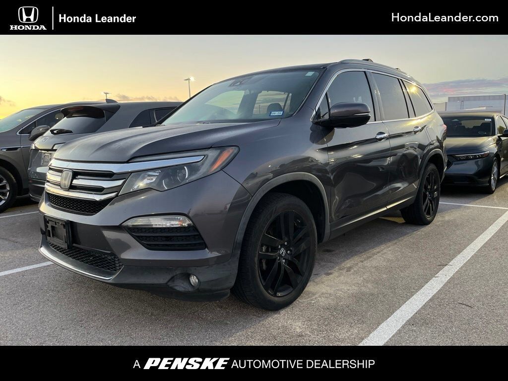 2017 HONDA Pilot