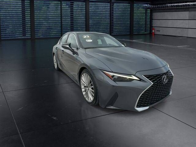 2023 Lexus IS