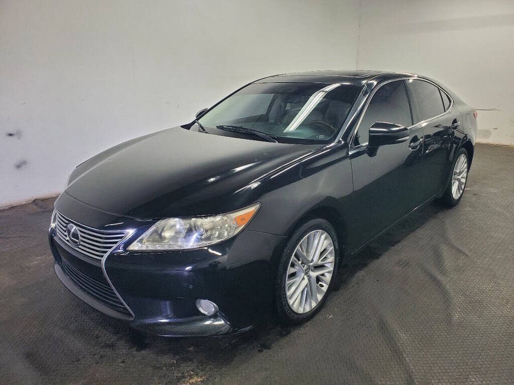 2013 LEXUS ES