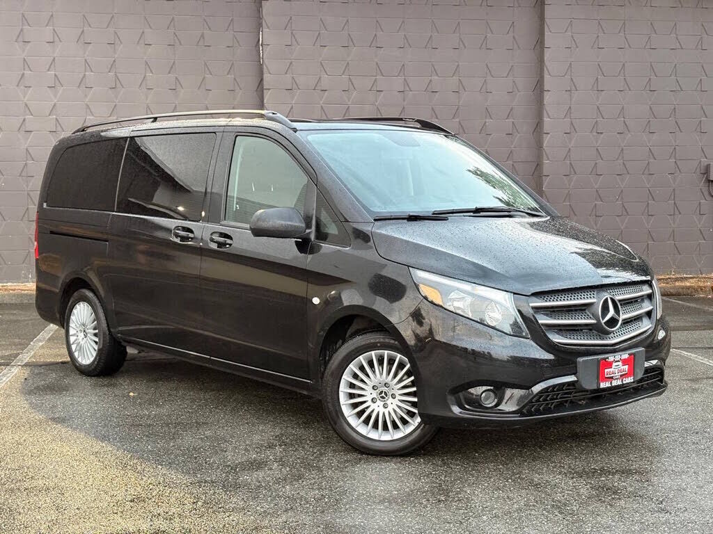 2018 Mercedes-Benz METRIS