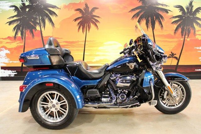 2018 HARLEY DAVIDSON FLHTCUTG ANV / 115th Anniversary Tri Glide Ultra