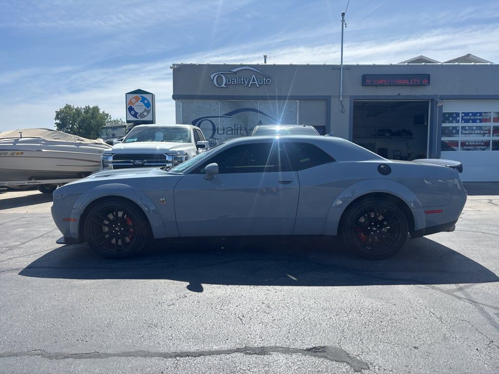 2022 DODGE Challenger