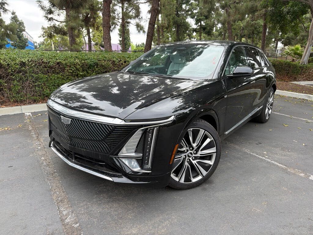 2023 CADILLAC Lyriq