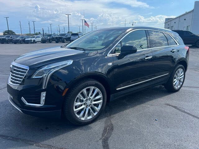 2017 CADILLAC XT5