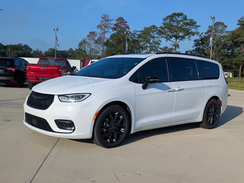 2026 CHRYSLER Pacifica
