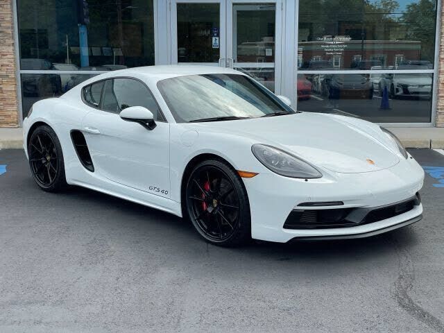 2023 PORSCHE 718