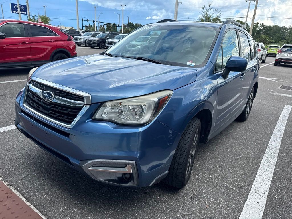 2017 SUBARU Forester