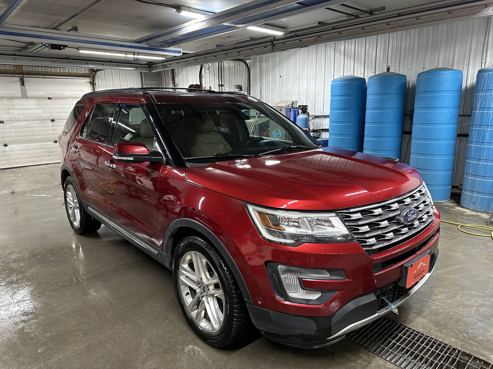2017 FORD Explorer