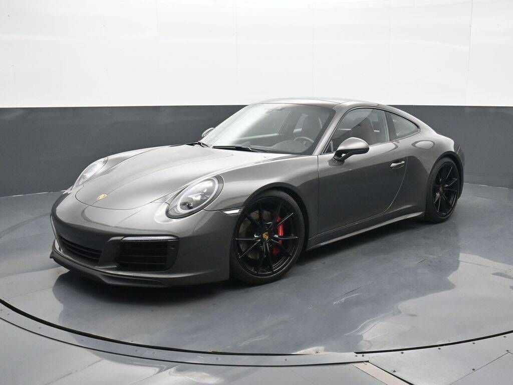 2019 PORSCHE 911